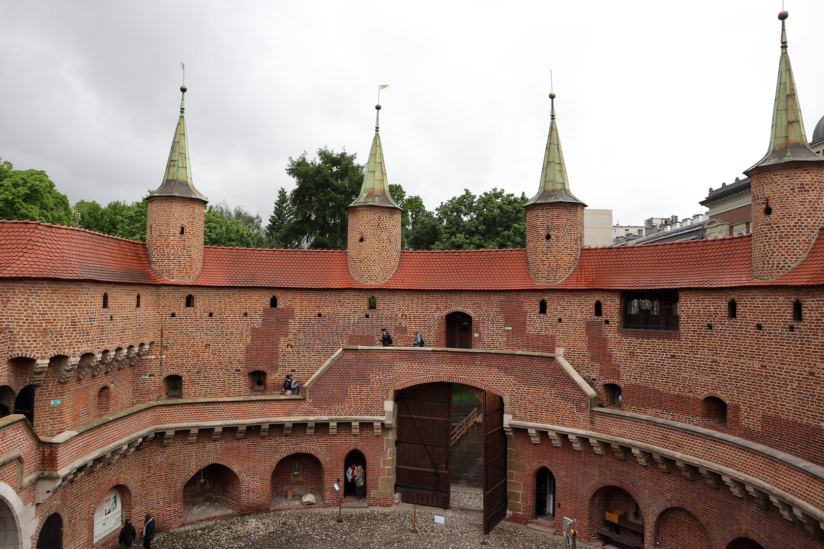 Женски народен хор 'София' пя
на международен хоров конкурс
Victoria Cracow в Краков
10-12 май, 2026