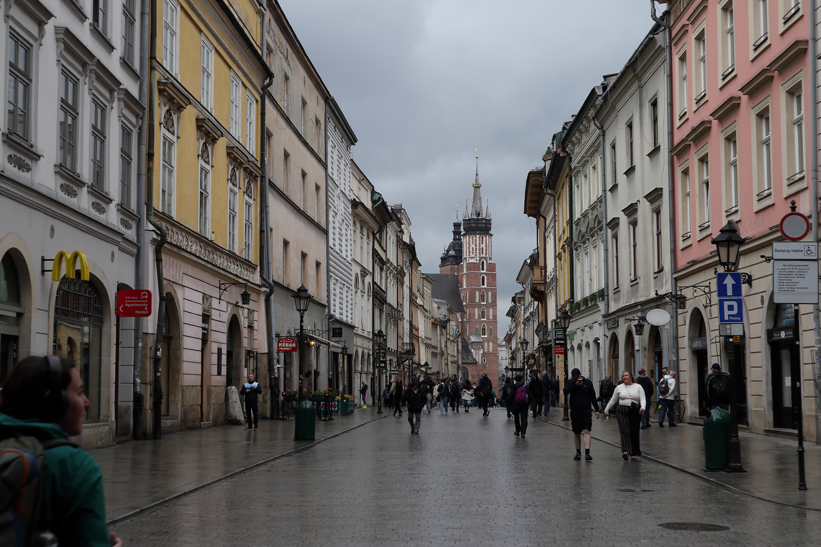 Женски народен хор 'София' пя
на международен хоров конкурс
Victoria Cracow в Краков
10-12 май, 2026